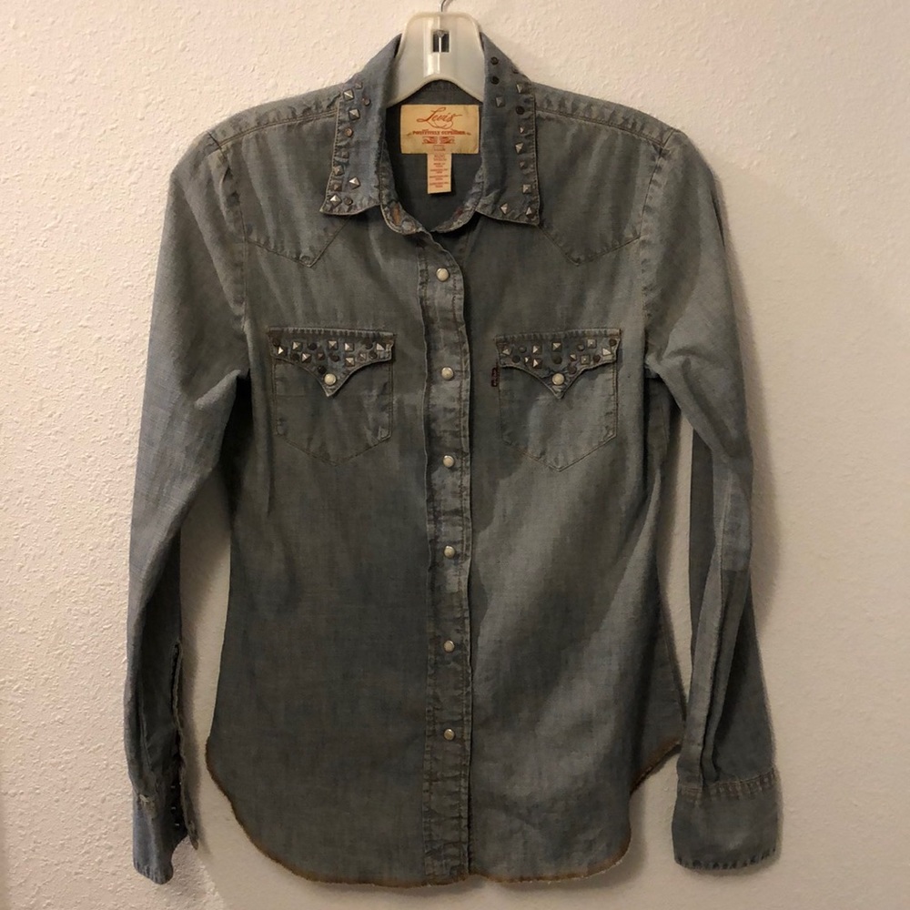 Levi’s embellished western top
